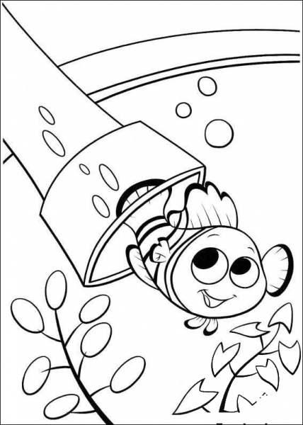 Nemo Swimming Out  coloring page image