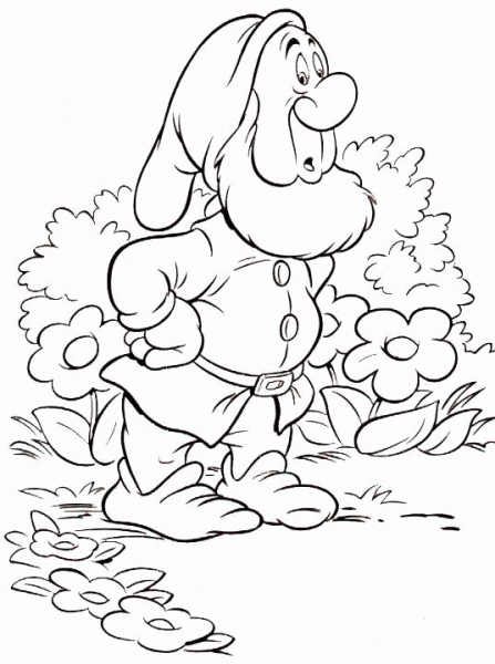 Sneezy dwarf coloring page image